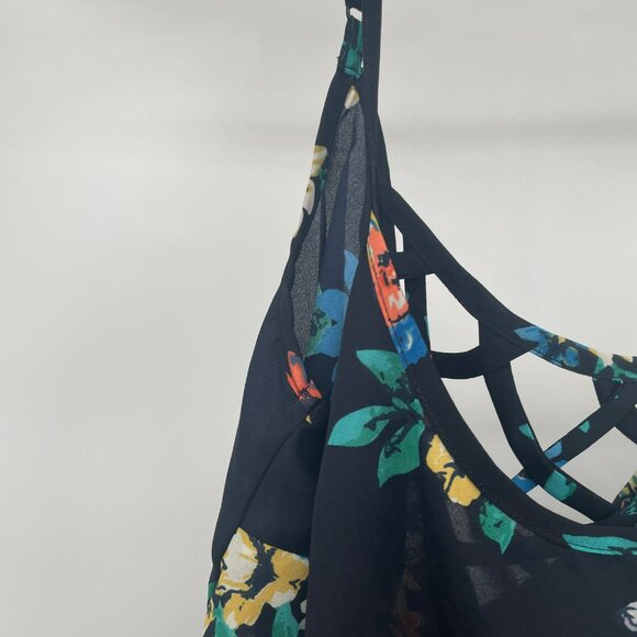 Charlotte Russe Womens Floral Tank Top Lattice Back Blue/Multi Size Medium - Picture 5 of 8